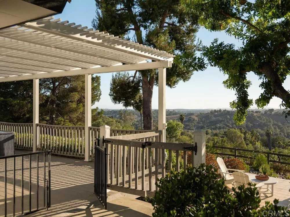 1097 Camino Alisos Fallbrook, CA 92028