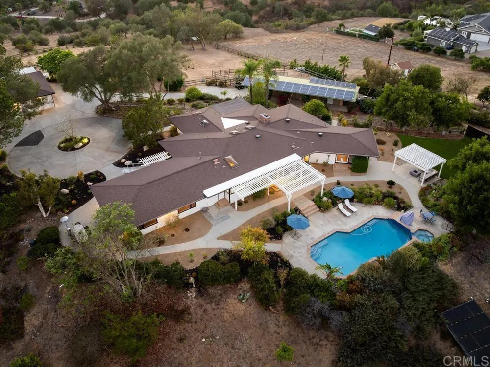 1097 Camino Alisos Fallbrook, CA 92028
