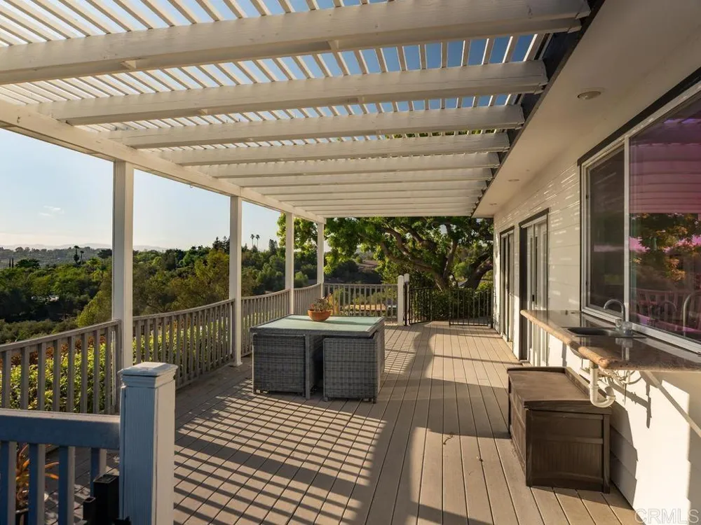 1097 Camino Alisos Fallbrook, CA 92028