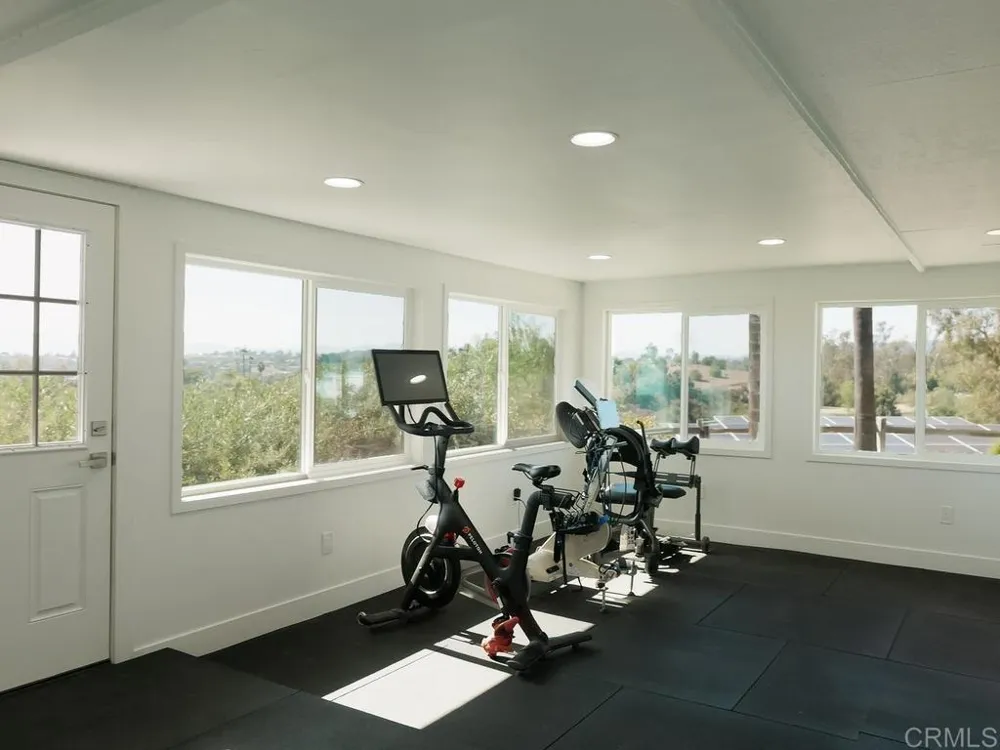 1097 Camino Alisos Fallbrook, CA 92028