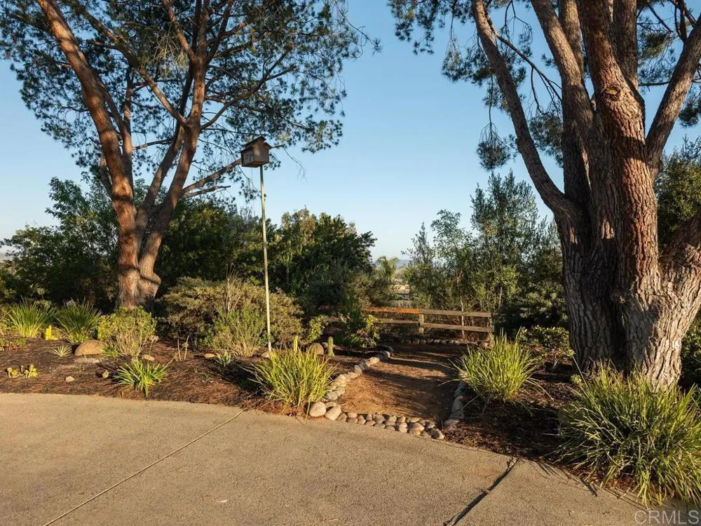 1097 Camino Alisos Fallbrook, CA 92028