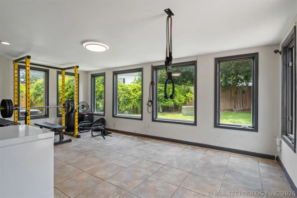 8722 E 74th Place Tulsa, OK 74133