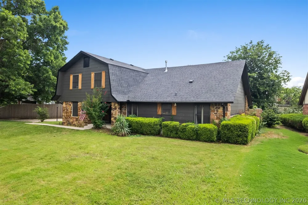 8722 E 74th Place Tulsa, OK 74133