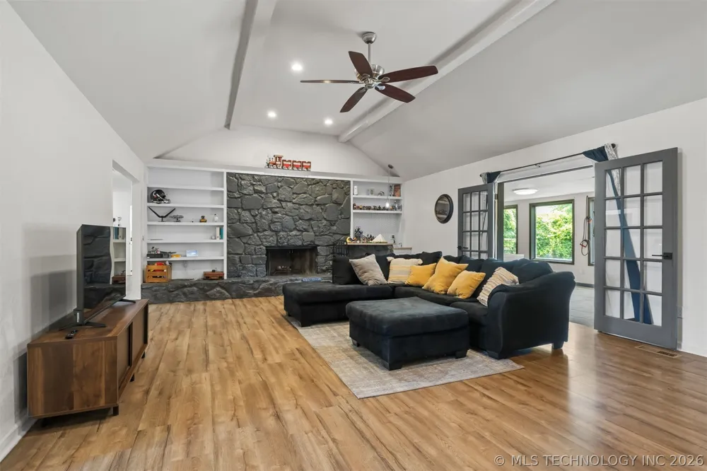 8722 E 74th Place Tulsa, OK 74133