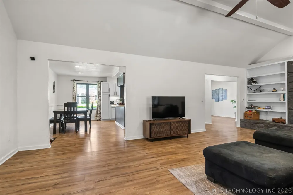 8722 E 74th Place Tulsa, OK 74133