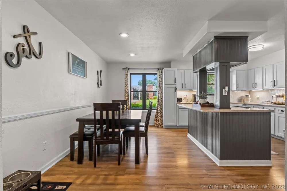 8722 E 74th Place Tulsa, OK 74133
