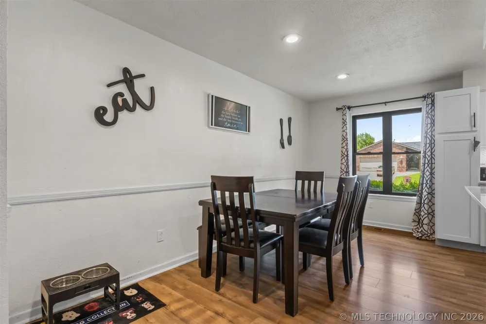 8722 E 74th Place Tulsa, OK 74133