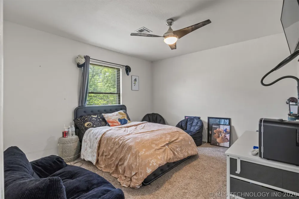 8722 E 74th Place Tulsa, OK 74133