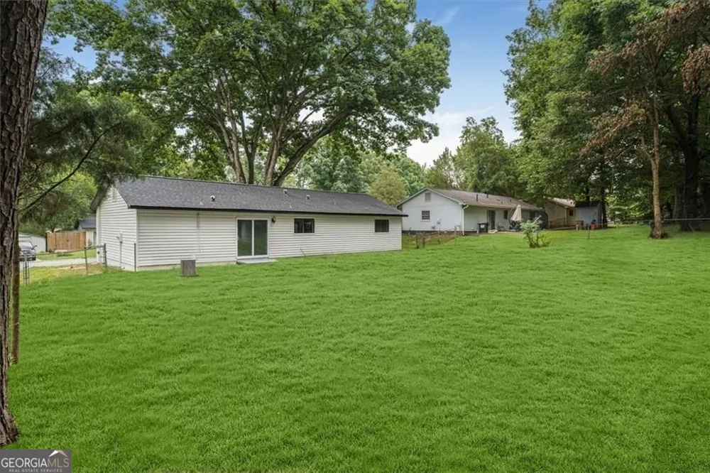 6073 Fieldcrest DR Morrow, GA 30260