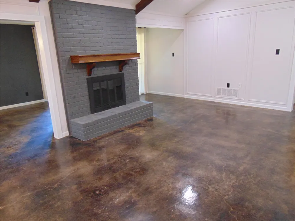 9 Whispering Lane Hickory Creek, TX 75065