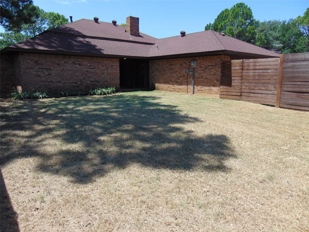 9 Whispering Lane Hickory Creek, TX 75065