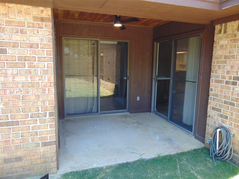 9 Whispering Lane Hickory Creek, TX 75065