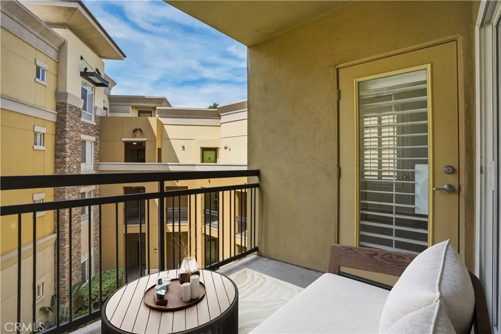 24595 Town Center Drive #3305 Valencia, CA 91355