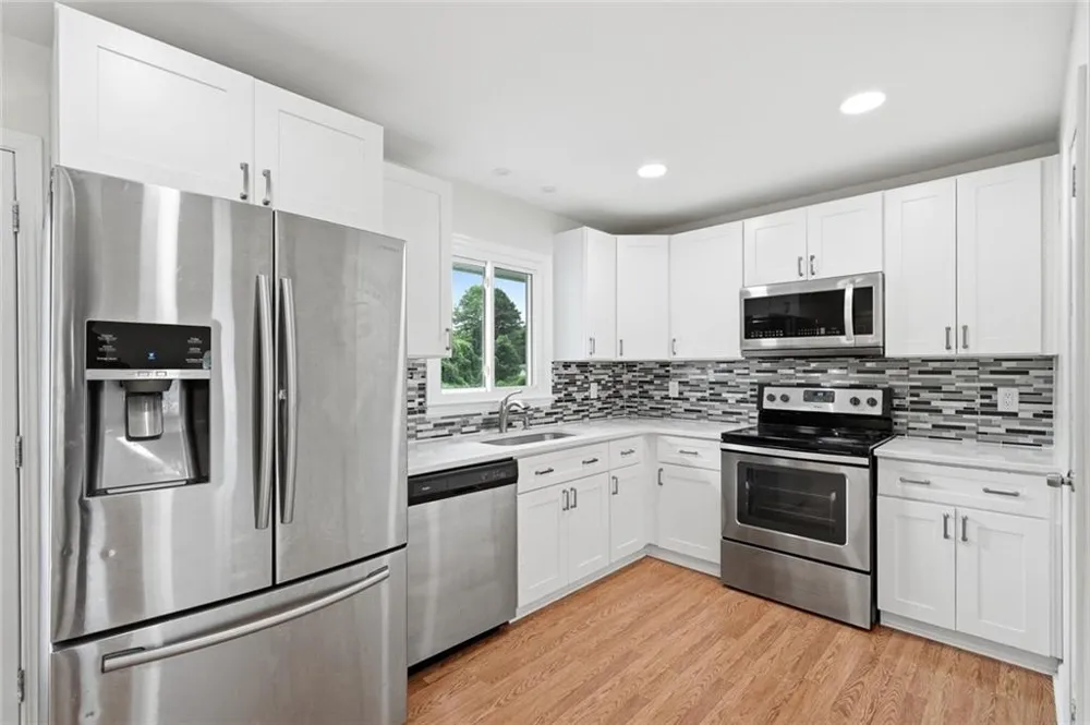 110 Point View Court Tyrone, GA 30290