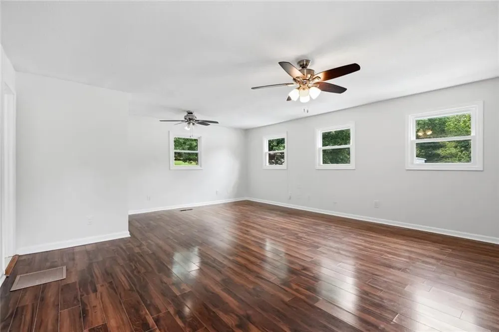 110 Point View Court Tyrone, GA 30290