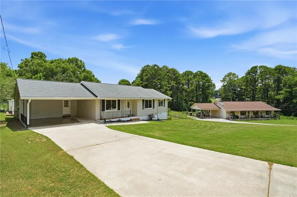 110 Point View Court Tyrone, GA 30290