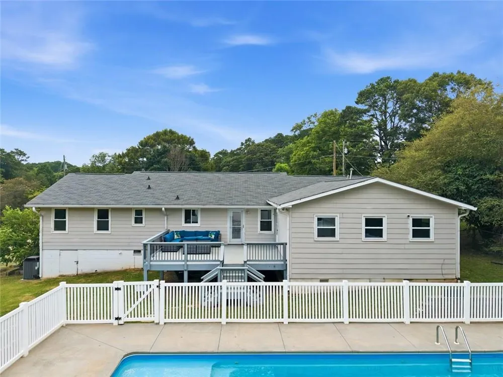 110 Point View Court Tyrone, GA 30290