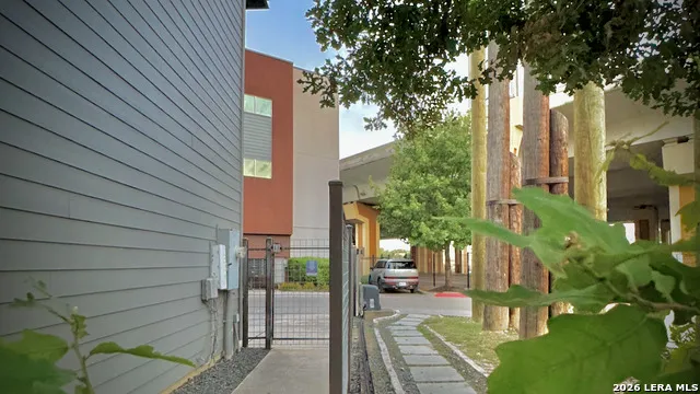 1140 E QUINCY ST #1140 Unit 1140 San Antonio, TX 78212