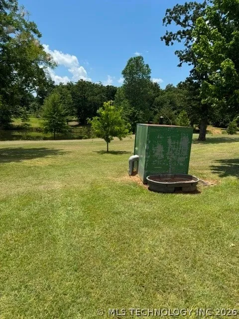 929 Hoover Road Durant, OK 74701