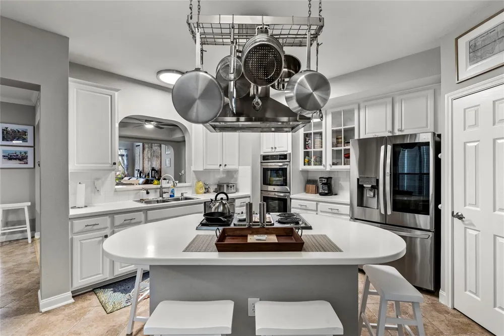 488 Mariners Drive Kemah, TX 77565
