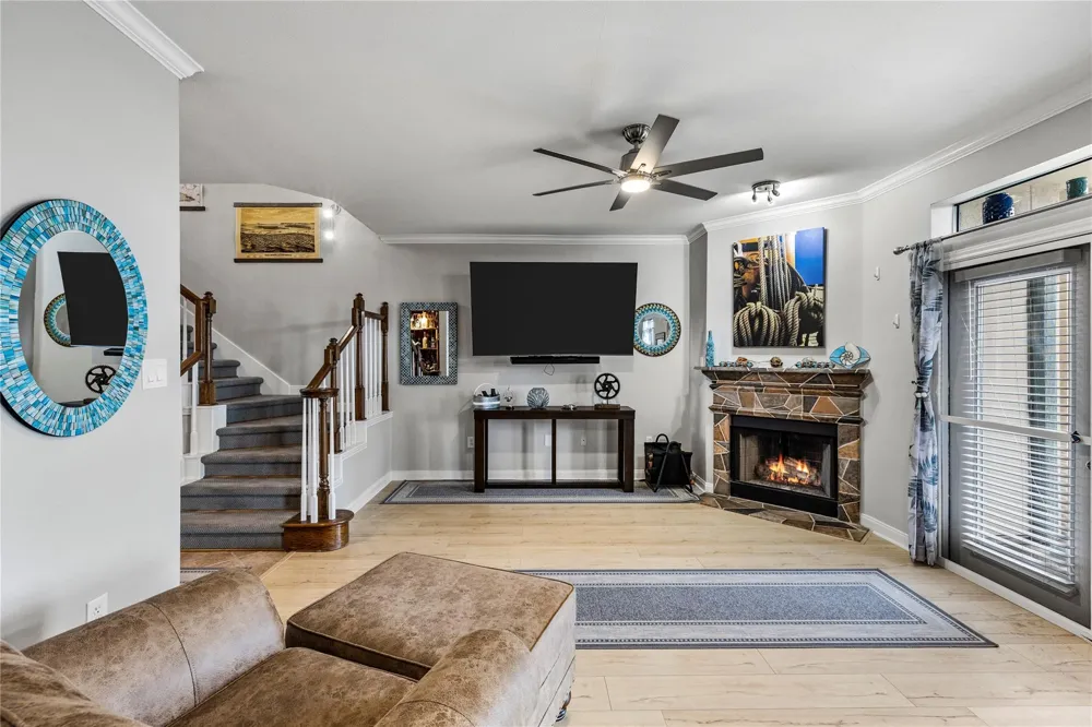 488 Mariners Drive Kemah, TX 77565