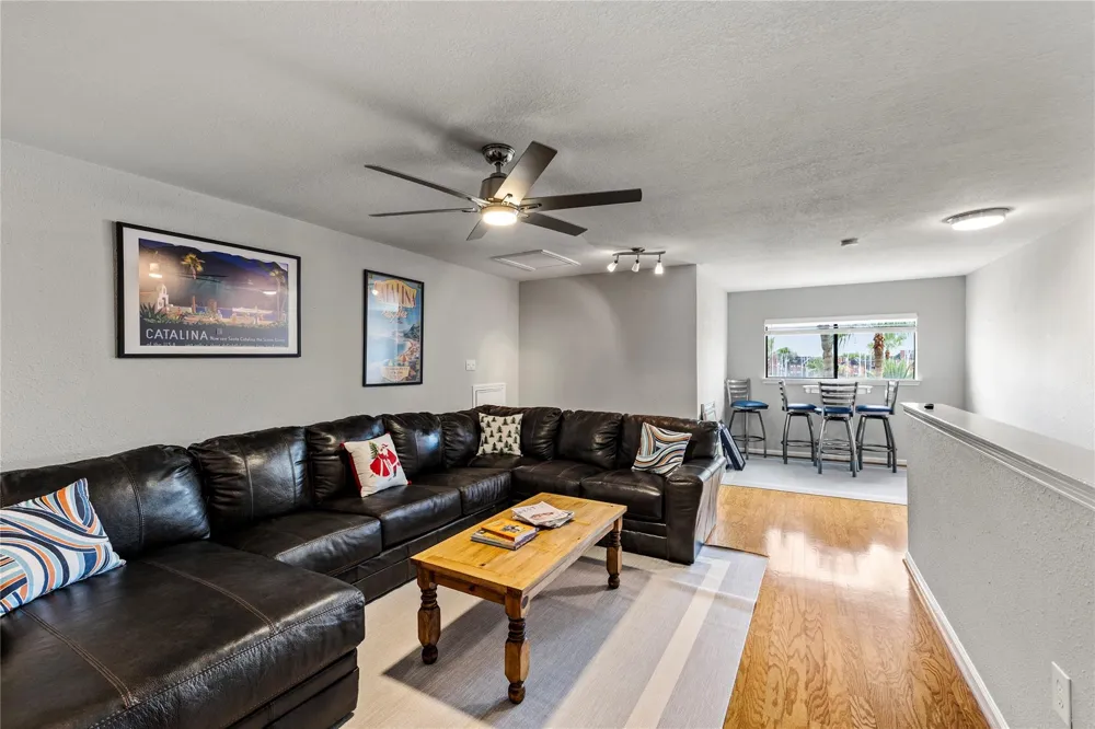 488 Mariners Drive Kemah, TX 77565
