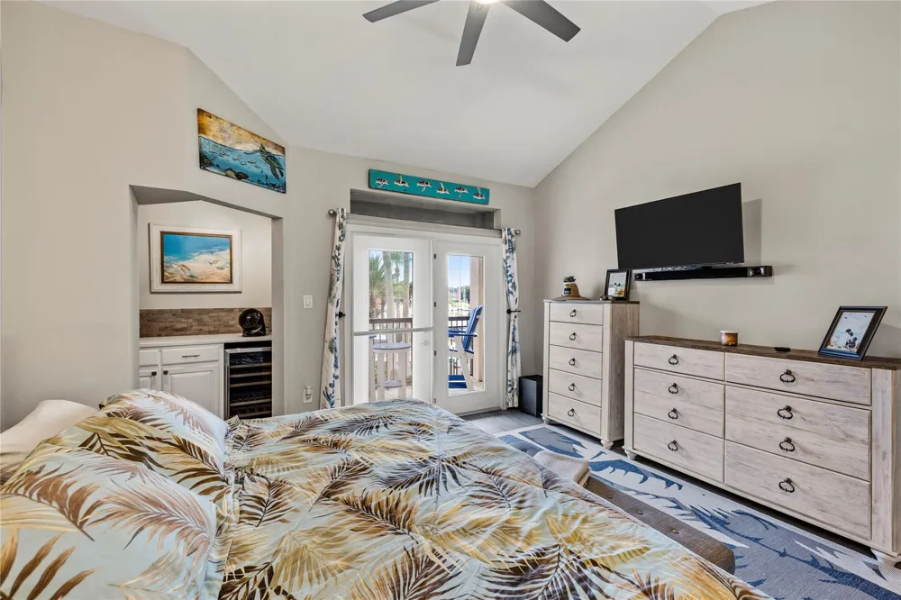 488 Mariners Drive Kemah, TX 77565