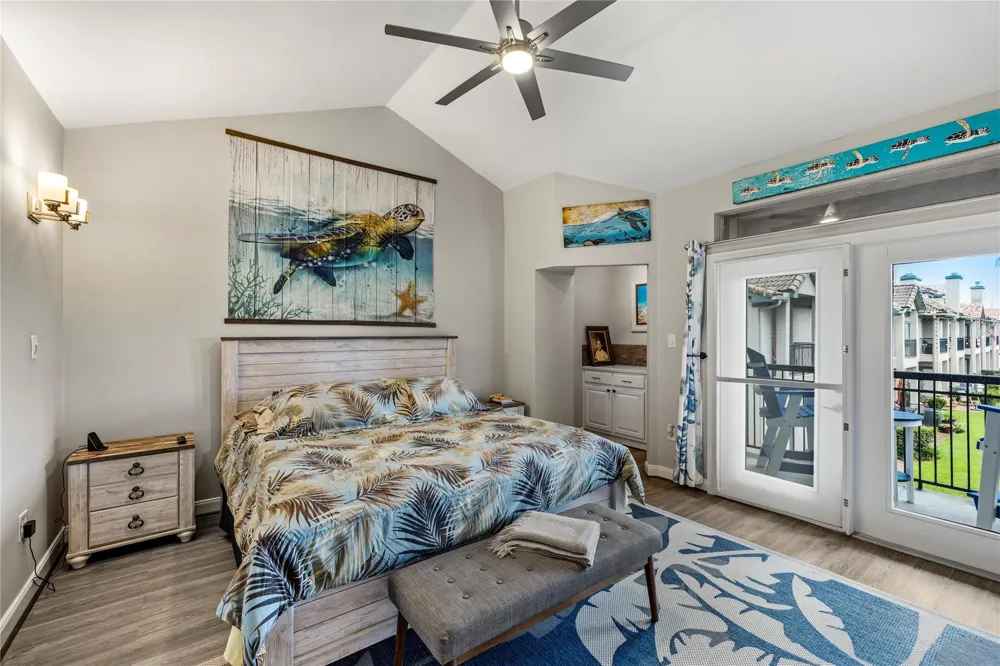 488 Mariners Drive Kemah, TX 77565