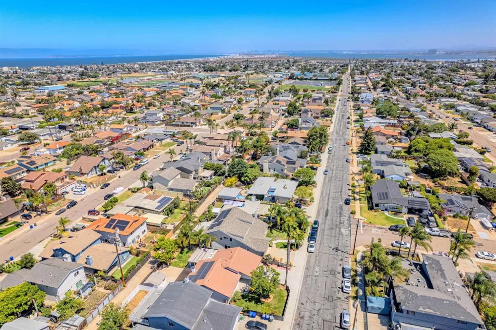 1250 Connecticut St Imperial Beach, CA 91932