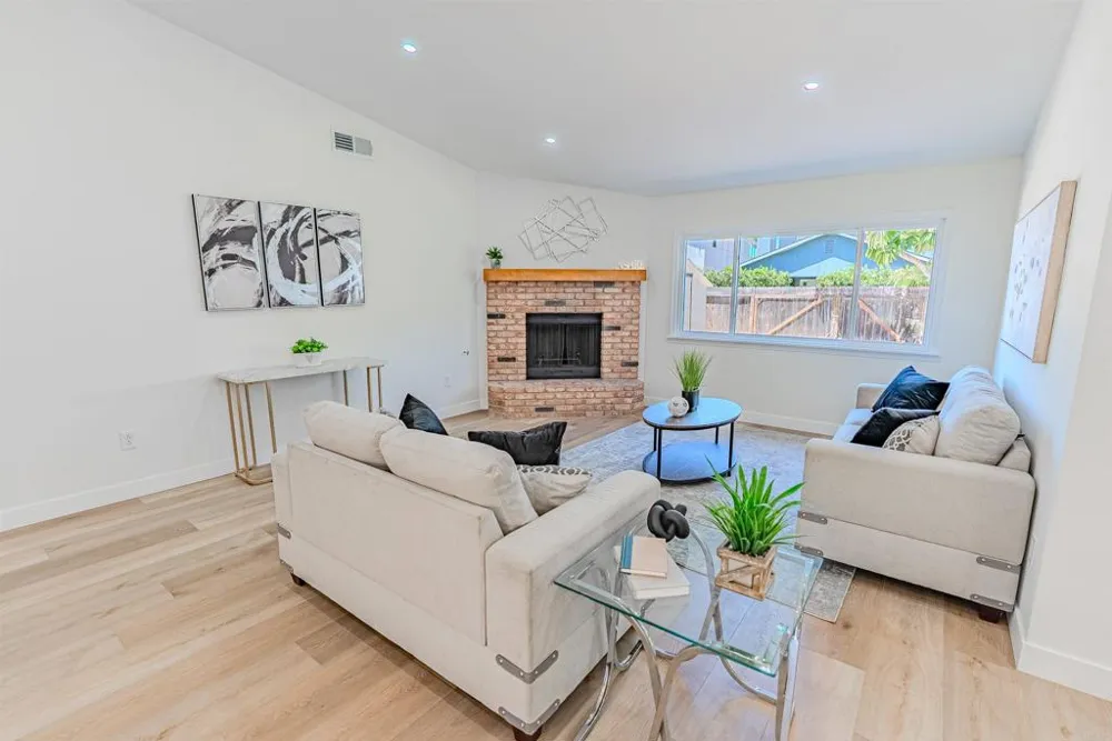 1250 Connecticut St Imperial Beach, CA 91932