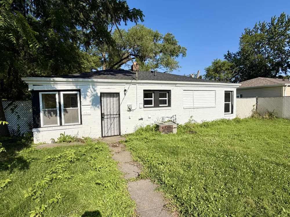 5775 Connecticut Street Merrillville, IN 46410