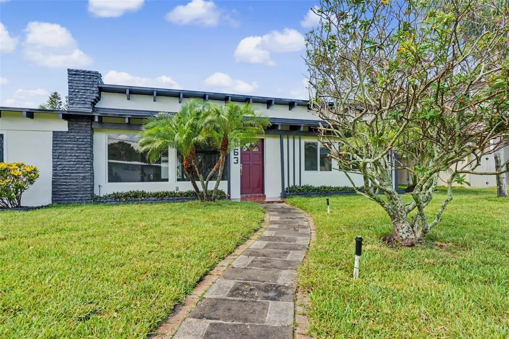 63 PALM BOULEVARD Dunedin, FL 34698