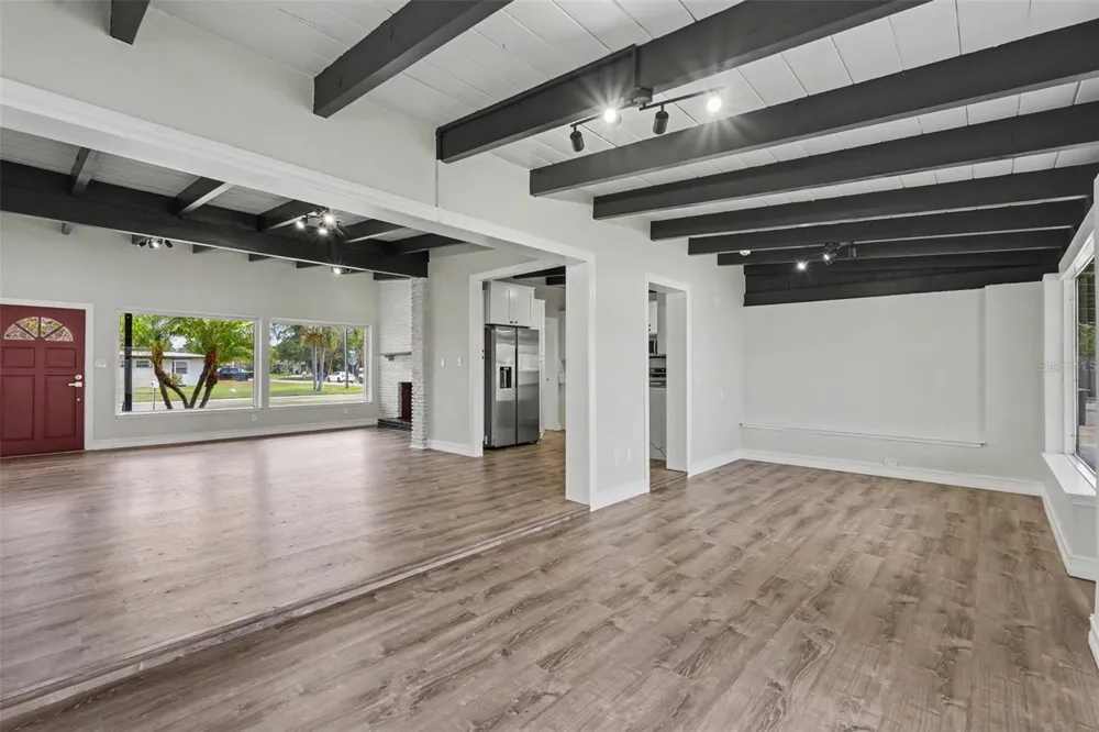 63 PALM BOULEVARD Dunedin, FL 34698