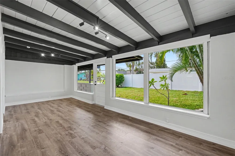 63 PALM BOULEVARD Dunedin, FL 34698