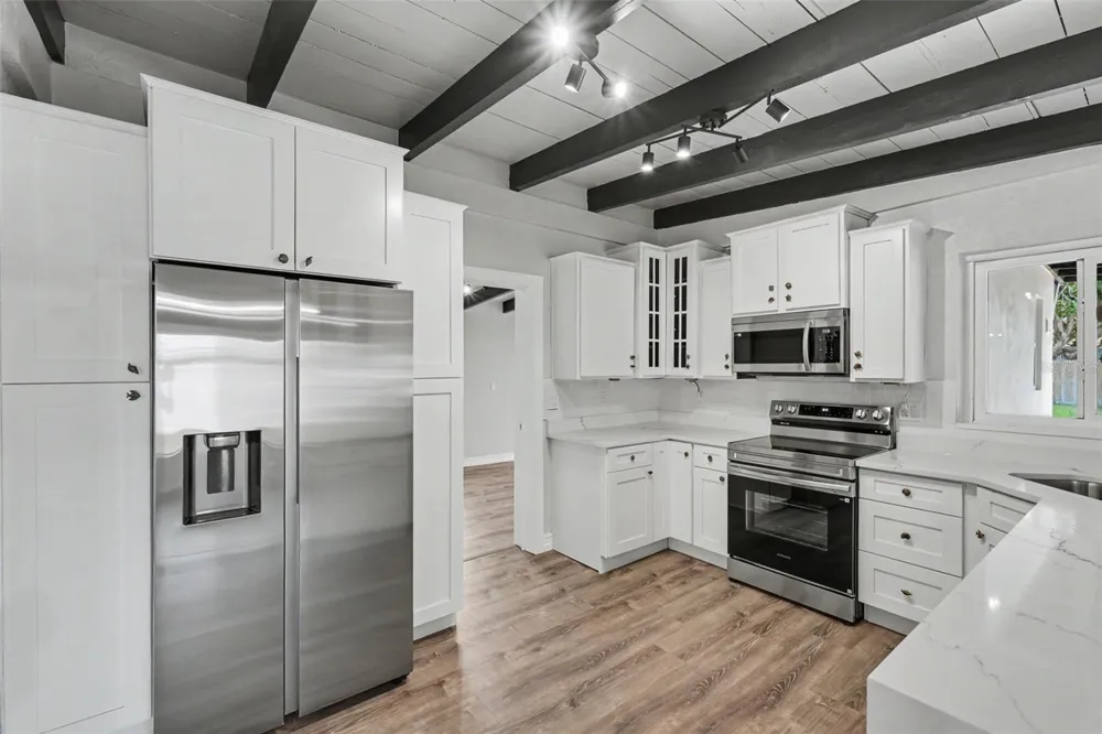 63 PALM BOULEVARD Dunedin, FL 34698