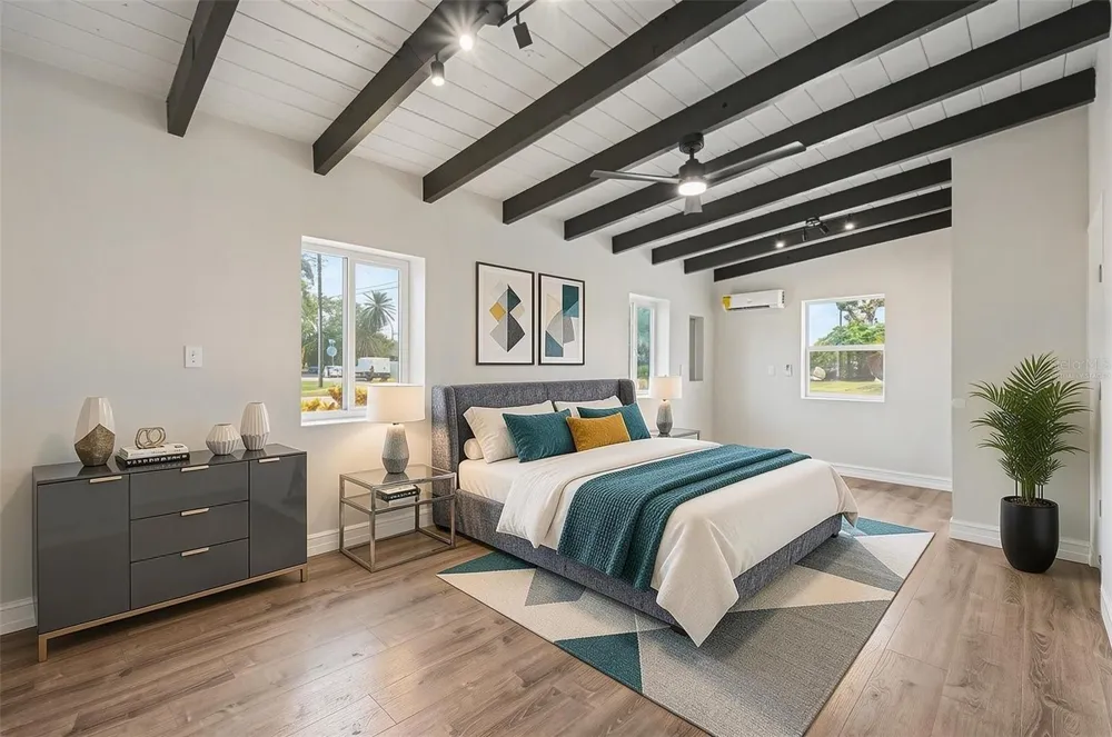 63 PALM BOULEVARD Dunedin, FL 34698