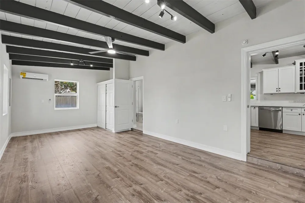 63 PALM BOULEVARD Dunedin, FL 34698