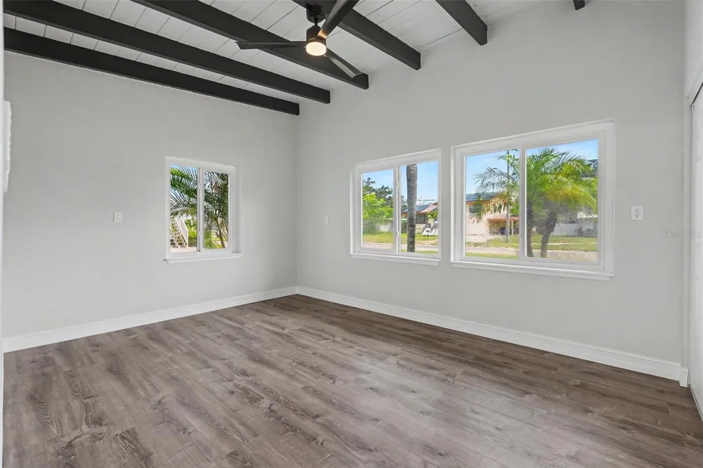 63 PALM BOULEVARD Dunedin, FL 34698