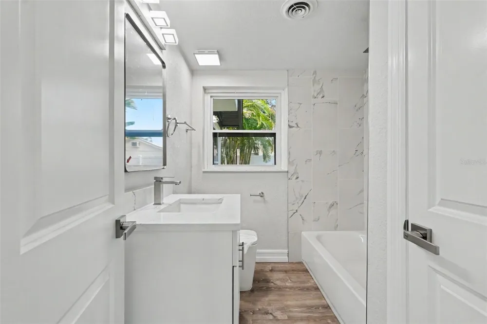 63 PALM BOULEVARD Dunedin, FL 34698