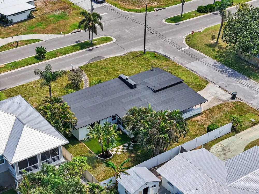 63 PALM BOULEVARD Dunedin, FL 34698