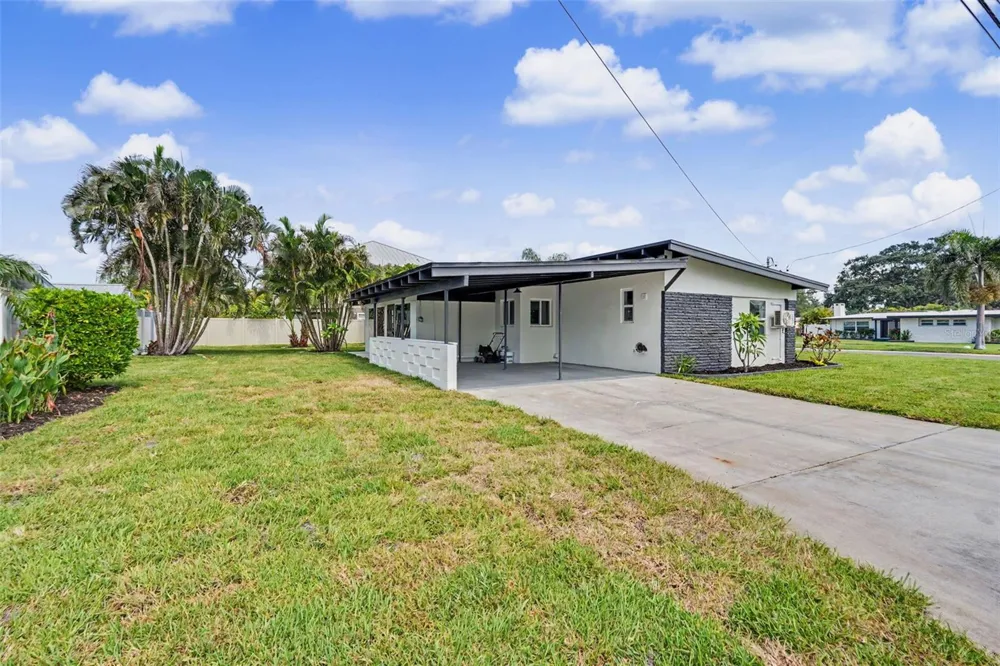 63 PALM BOULEVARD Dunedin, FL 34698