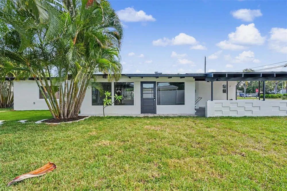 63 PALM BOULEVARD Dunedin, FL 34698
