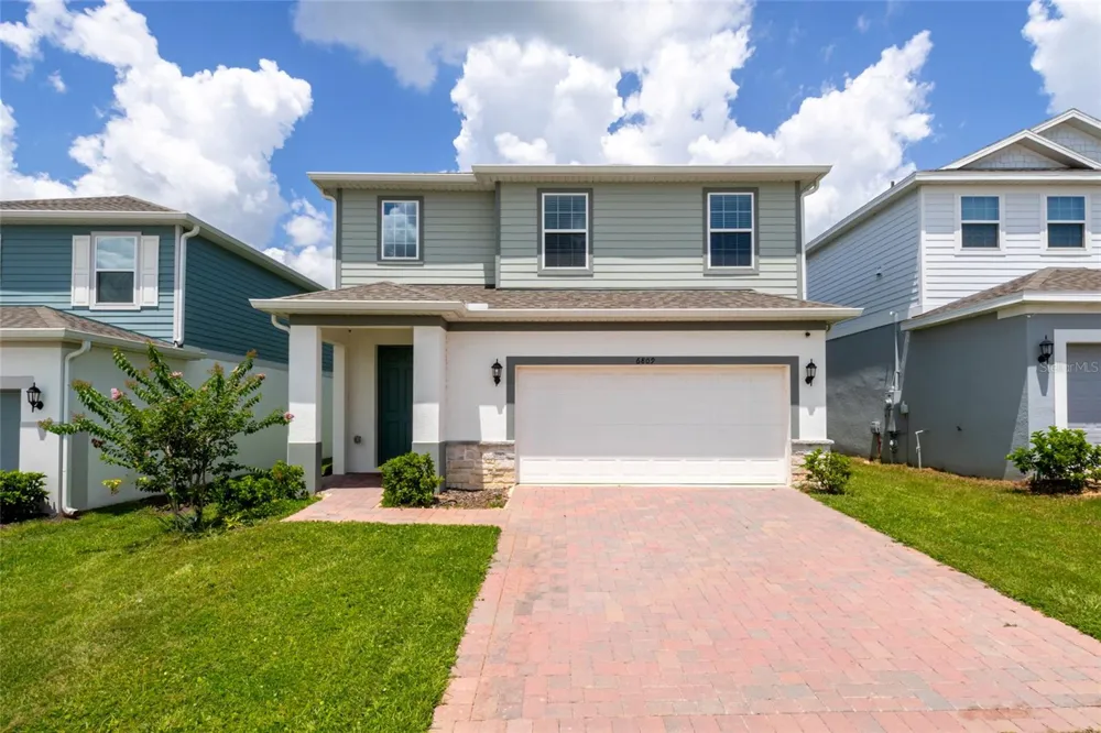 6809 SERPENT HAWK LANE Howey In The Hills, FL 34737