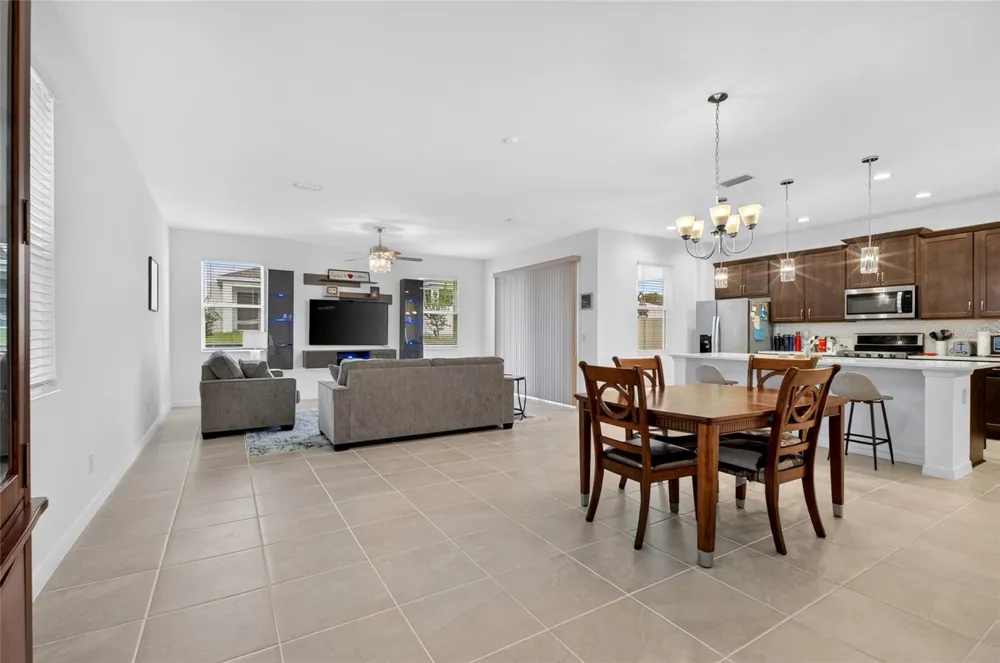 6809 SERPENT HAWK LANE Howey In The Hills, FL 34737