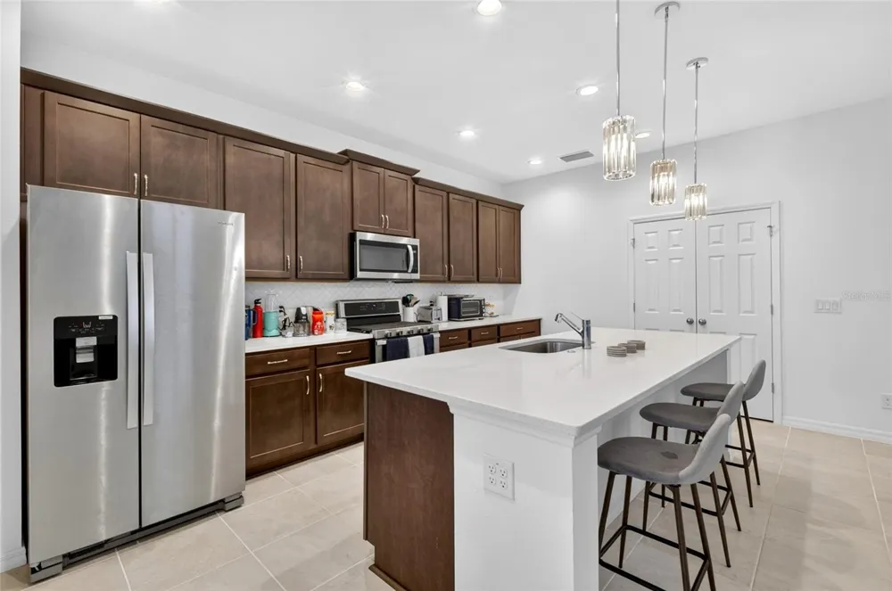 6809 SERPENT HAWK LANE Howey In The Hills, FL 34737