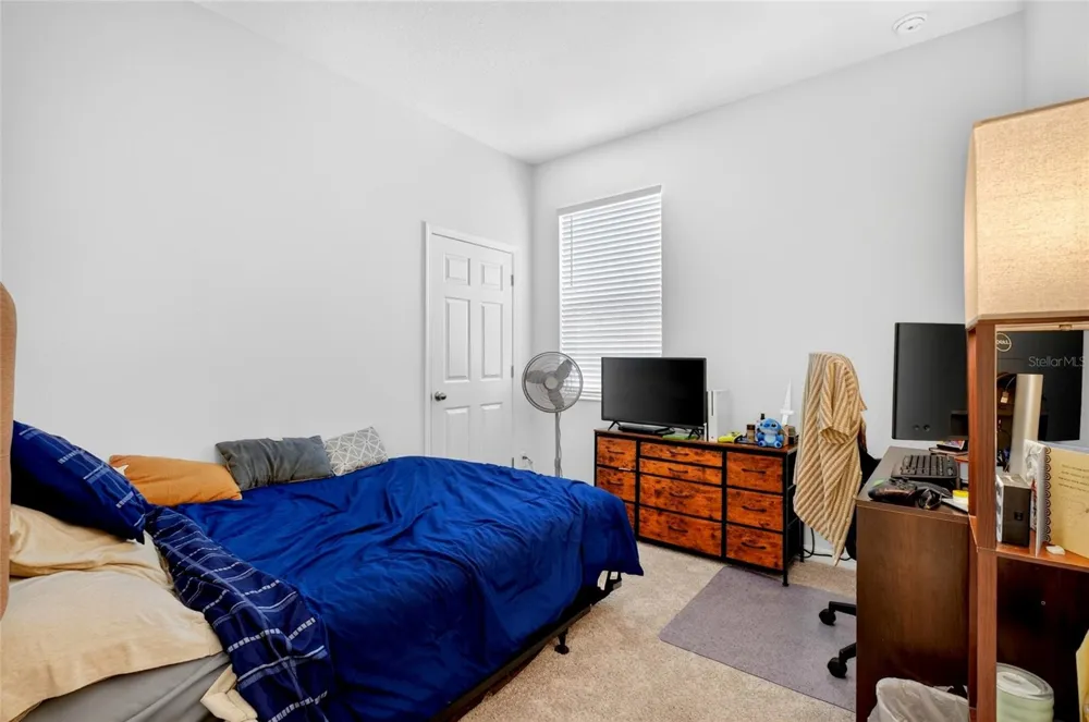 6809 SERPENT HAWK LANE Howey In The Hills, FL 34737