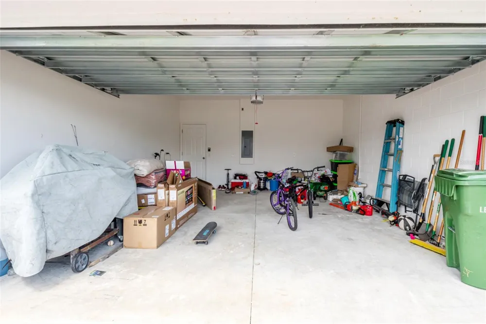 6809 SERPENT HAWK LANE Howey In The Hills, FL 34737