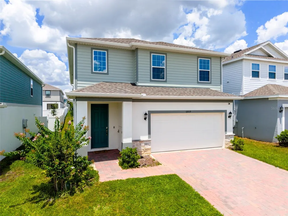 6809 SERPENT HAWK LANE Howey In The Hills, FL 34737