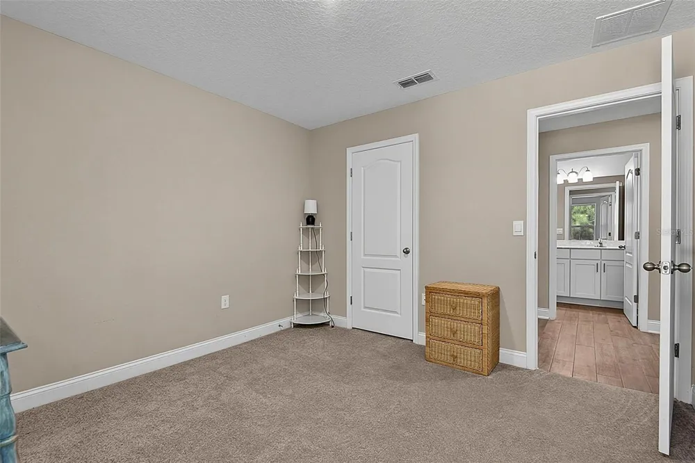 425 NARVAREZ AVENUE St Augustine, FL 32084
