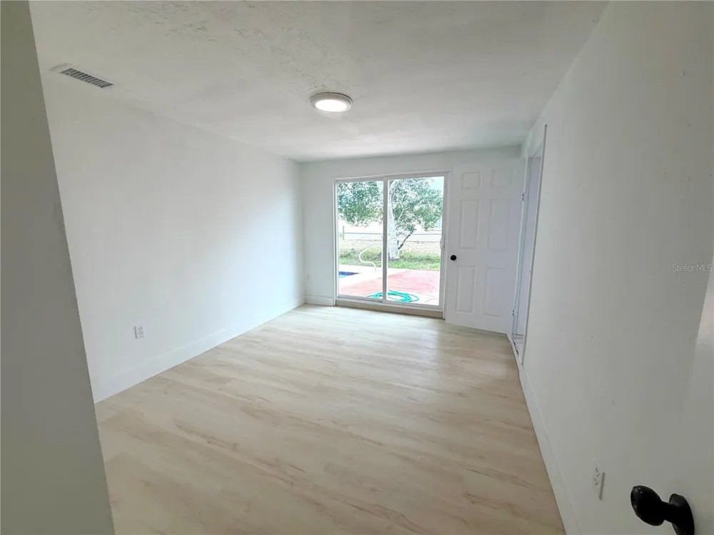 Address Not Shown Holiday, FL 34691